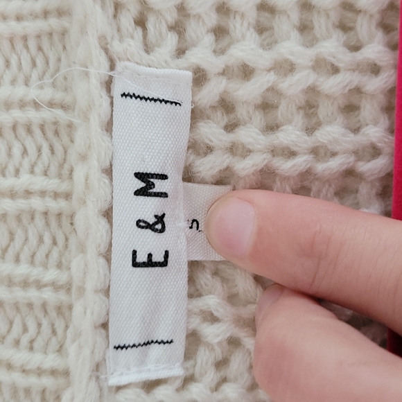 Sweater - Picture 2 of 2